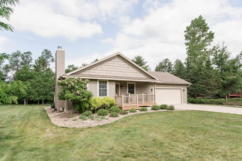348 Blue Waters Trl, Nekoosa, WI, 54457-8066 | Card Image