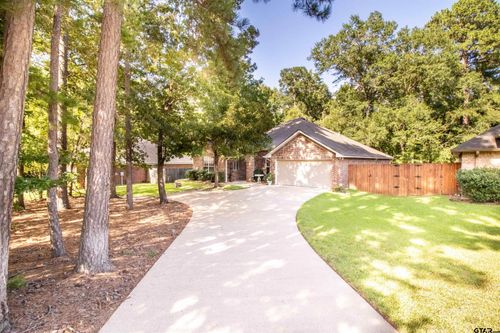 9214 Stonebank Xing, Tyler, TX, 75703-0830 | Card Image