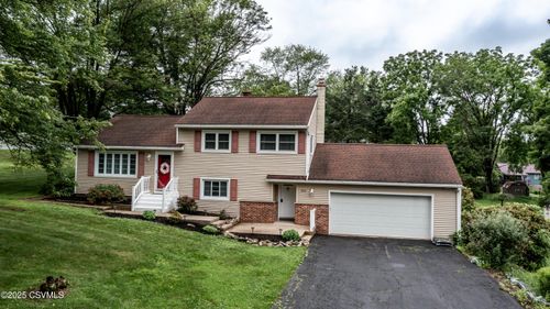 440 Avenue D, Danville, PA, 17821-7629 | Card Image