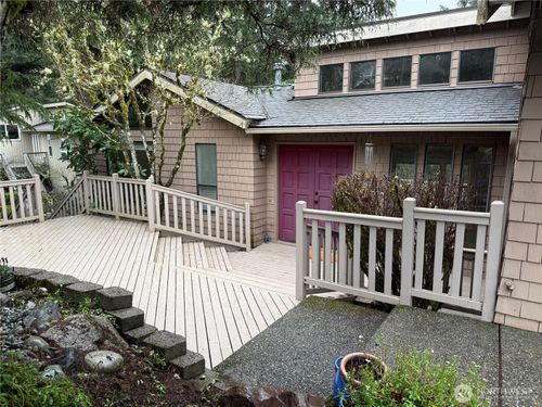 4529 153rd Avenue Se, Bellevue, WA, 98006 | Card Image