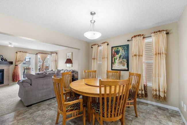 193 Luxstone Way Sw, Home with 3 bedrooms, 3 bathrooms and 2 parking in Airdrie AB | Image 9