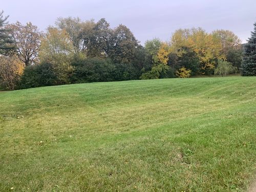 335 63rd St, Willowbrook, IL, 60527-1822 | Card Image