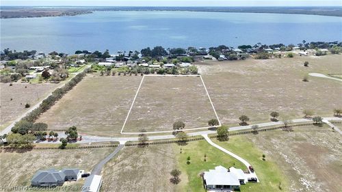 105 Secretariat Ln, Lake Placid, FL, 33852-7026 | Card Image