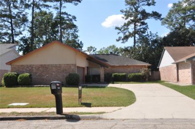 1115 Harpings Way, House other with 3 bedrooms, 2 bathrooms and null parking in Crosby TX | Image 2