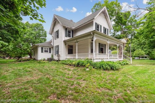 101 Hill St, Stockbridge, MI, 49285-9579 | Card Image