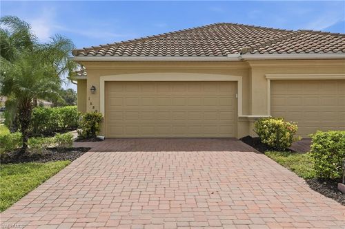 1689 Alameda Dr, Naples, FL, 34120-5704 | Card Image