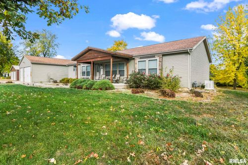 100 Witt St, Loami, IL, 62661-3274 | Card Image