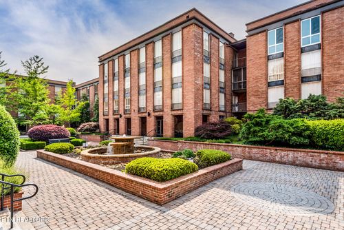 13a-1400 Kenesaw Ave, Knoxville, TN, 37919-7773 | Card Image