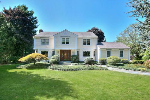 8 Northfield Dr, Westport, CT, 06880-1535 | Card Image