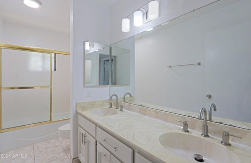 6801 E Thunderbird Rd, Scottsdale, AZ, 85254-4044 | Card Image