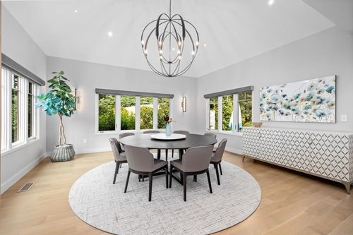 2-2 Black Rock Dr, Hingham, MA, 02043-4876 | Card Image
