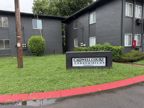 e107-550 Harding Pl, Nashville, TN, 37211-4568 | Card Image