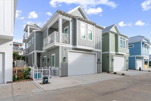 18-4903 State Highway 361, Port Aransas, TX, 78373-4705 | Card Image