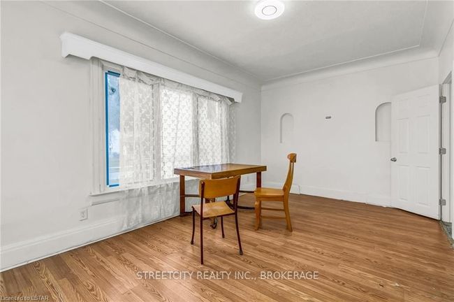 1196 Janette Ave, House other with 6 bedrooms, 3 bathrooms and 2 parking in Windsor ON | Image 10