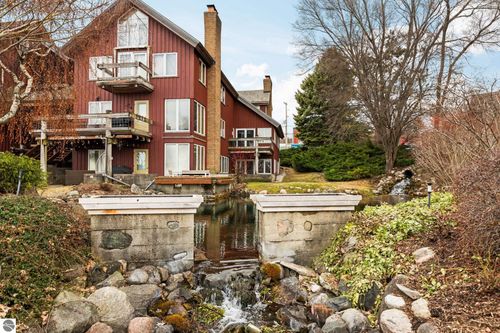 unit-1-236 N Front St, Suttons Bay, MI, 49682-5145 | Card Image