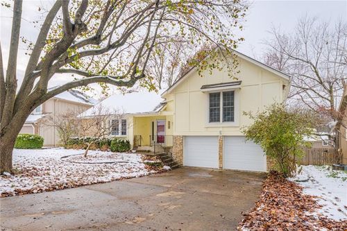 7812 Caenen St, Lenexa, KS, 66216-3326 | Card Image