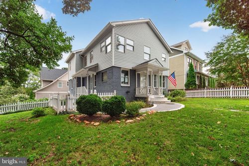 2637 N Greenbrier St, ARLINGTON, VA, 22207-1742 | Card Image
