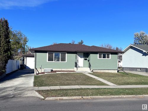 5920 149 Ave Nw, Edmonton, AB, T5A1V6 | Card Image