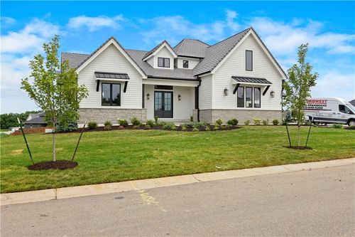 17216 Goddard St, Overland Park, KS, 66221-6401 | Card Image