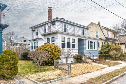 41 Berwick Ln, Cranston, RI, 02905-3708 | Card Image