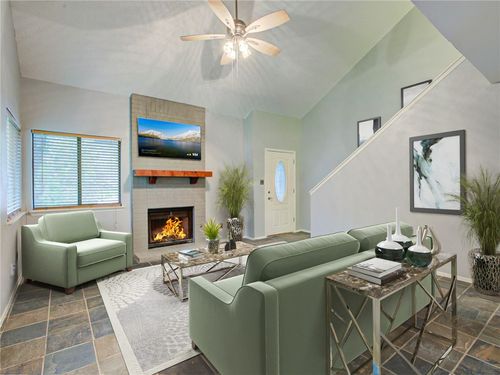 b-2901 Burning Oak Dr, Austin, TX, 78704-4806 | Card Image