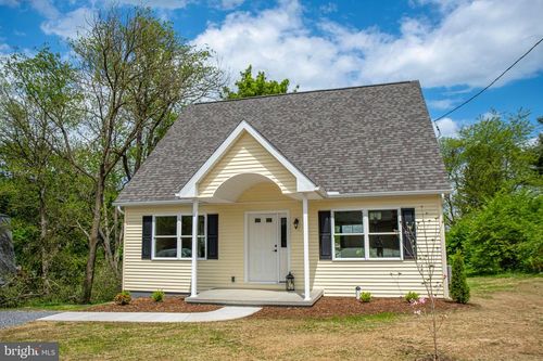 113 Clover Ave, YEAGERTOWN, PA, 17099-9631 | Card Image