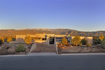 3295 Monte Sereno Drive, House other with 3 bedrooms, 1 bathrooms and 2 parking in Santa Fe NM | Image 2