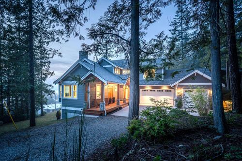 153 Swallow Rd, Gibsons, BC, V0N1V3 | Card Image