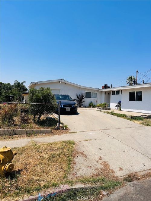 14833 Ararat St, Sylmar, CA, 91342-2005 | Card Image