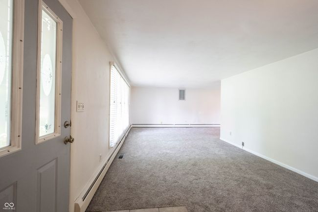 9461 N County Road 800 W, House other with 3 bedrooms, 2 bathrooms and null parking in Middletown IN | Image 8