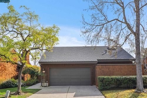 304 Village View Ct, Orinda, CA, 94563-2700 | Card Image