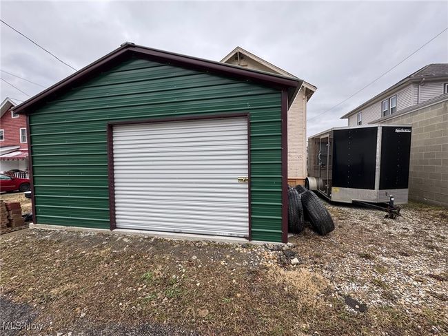 View of garage | Image 19