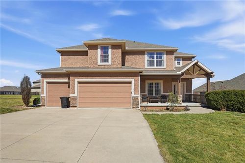 4701 Corinth Dr, Saint Joseph, MO, 64506-4052 | Card Image