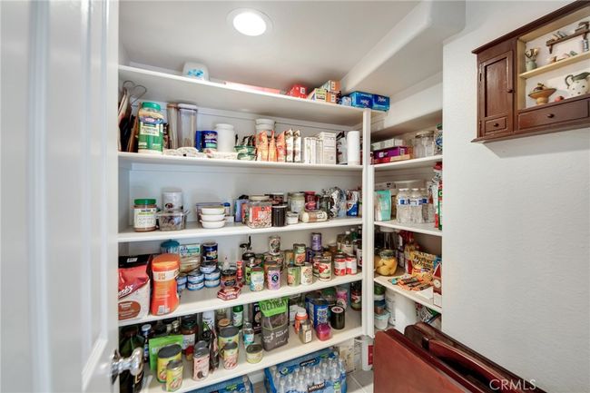 28089 Promontory Ln, House other with 5 bedrooms, 3 bathrooms and 3 parking in Valencia CA | Image 15