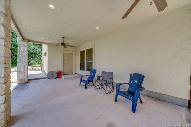 10210 Rafter O Trl, House other with 3 bedrooms, 3 bathrooms and null parking in Helotes TX | Image 36