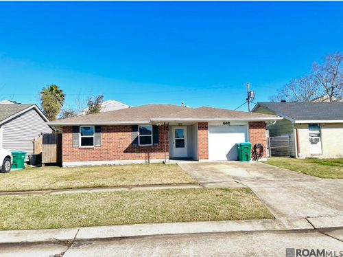 648 Mayfair Ln, Kenner, LA, 70065-2622 | Card Image