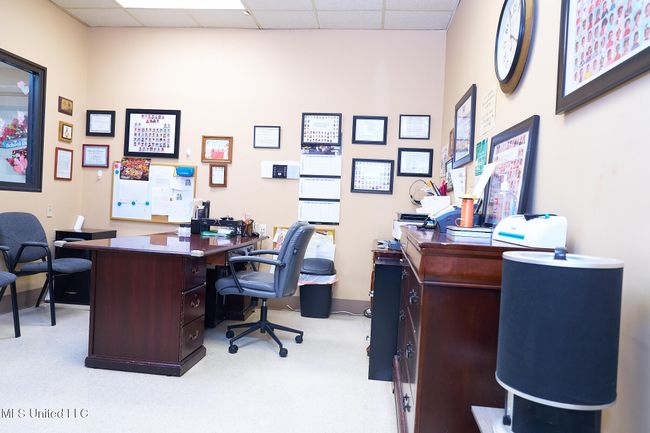Office | Image 9