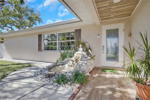 4983 18th Ct Sw, NAPLES, FL, 34116-5711 | Card Image