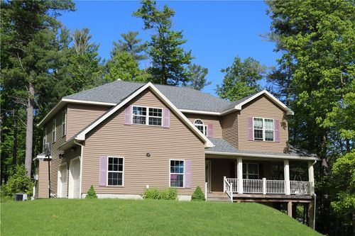 102 Southwoods Dr, Ithaca, NY, 14850-6082 | Card Image