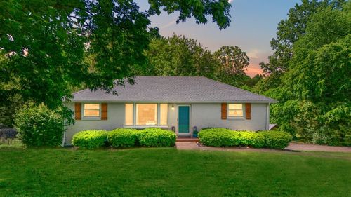 1304 Cheshire Dr, Nashville, TN, 37207-1508 | Card Image