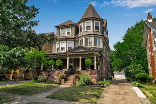138 Wesley Ave, Buffalo, NY, 14214-1656 | Card Image