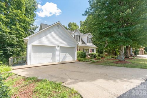 192 Lake Club Dr, Nebo, NC, 28761-7684 | Card Image