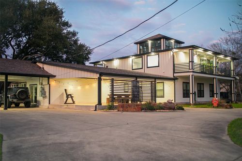 323 E Palm St, Fresno, TX, 77545-7907 | Card Image