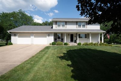 307 Blue Jay Drive, House other with 4 bedrooms, 2 bathrooms and 2 parking in Leroy IL | Image 1