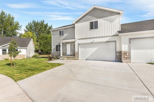 3225 Raynard Ln, Idaho Falls, ID, 83401-3091 | Card Image
