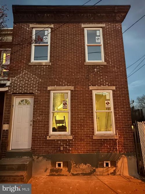 1830 Fillmore St, CAMDEN, NJ, 08104-2244 | Card Image