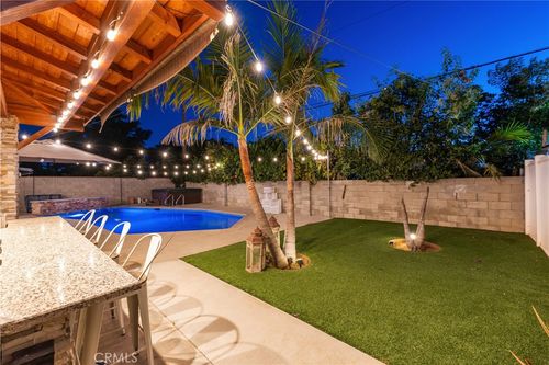 6653 Belmar Ave, Reseda, CA, 91335-4907 | Card Image