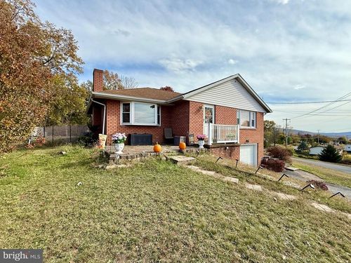 604 White Ave, CUMBERLAND, MD, 21502-3800 | Card Image