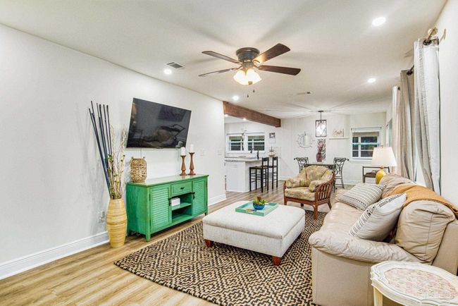 814 W Gonzalez St, House other with 3 bedrooms, 2 bathrooms and 1 parking in Pensacola FL | Image 7