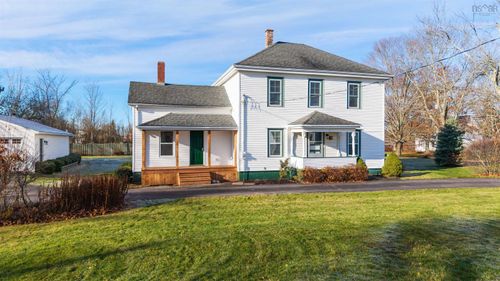 6 Hamilton Ave, Brookfield, NS, B0N1C0 | Card Image